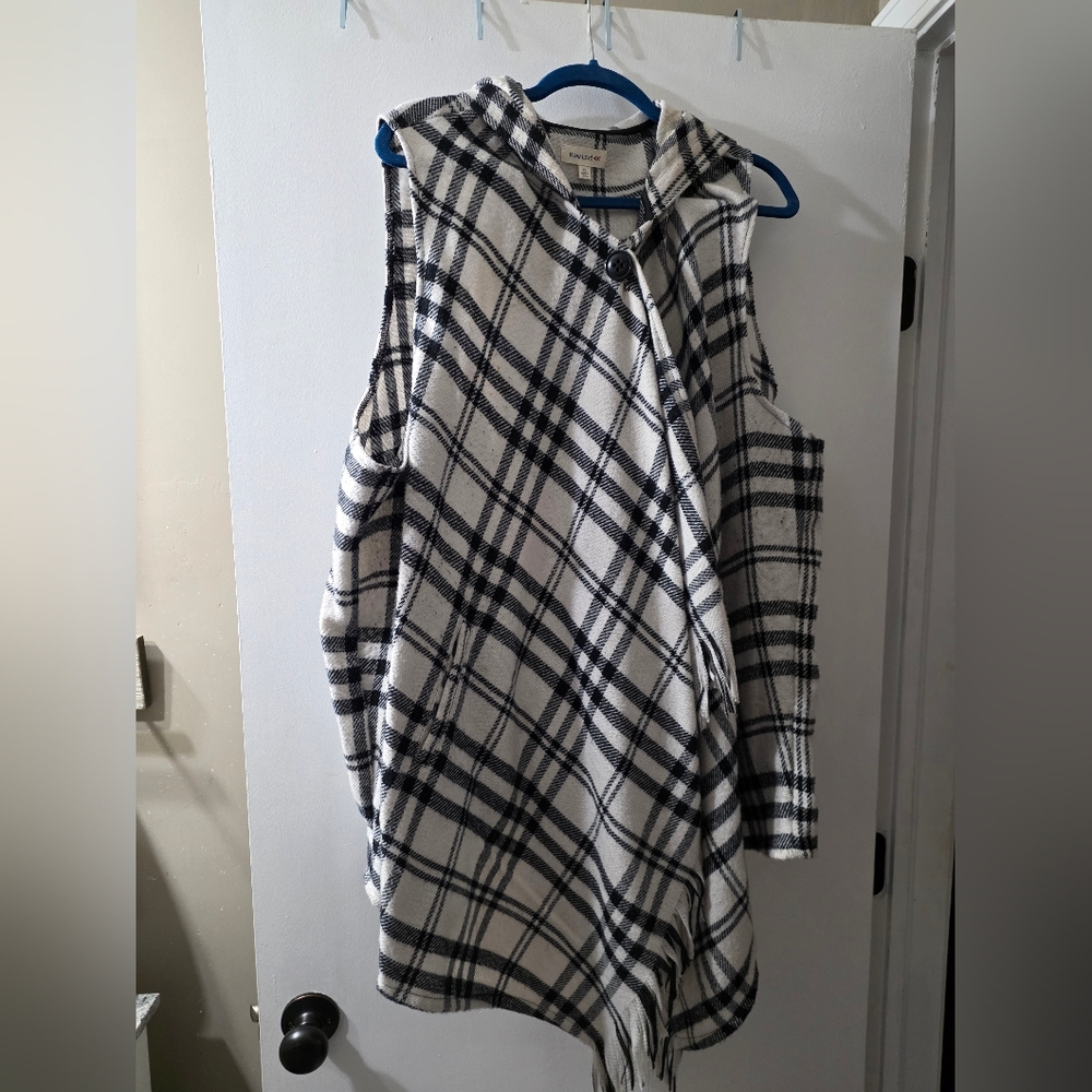 Plaid Sleeveless Vest with Button Detail